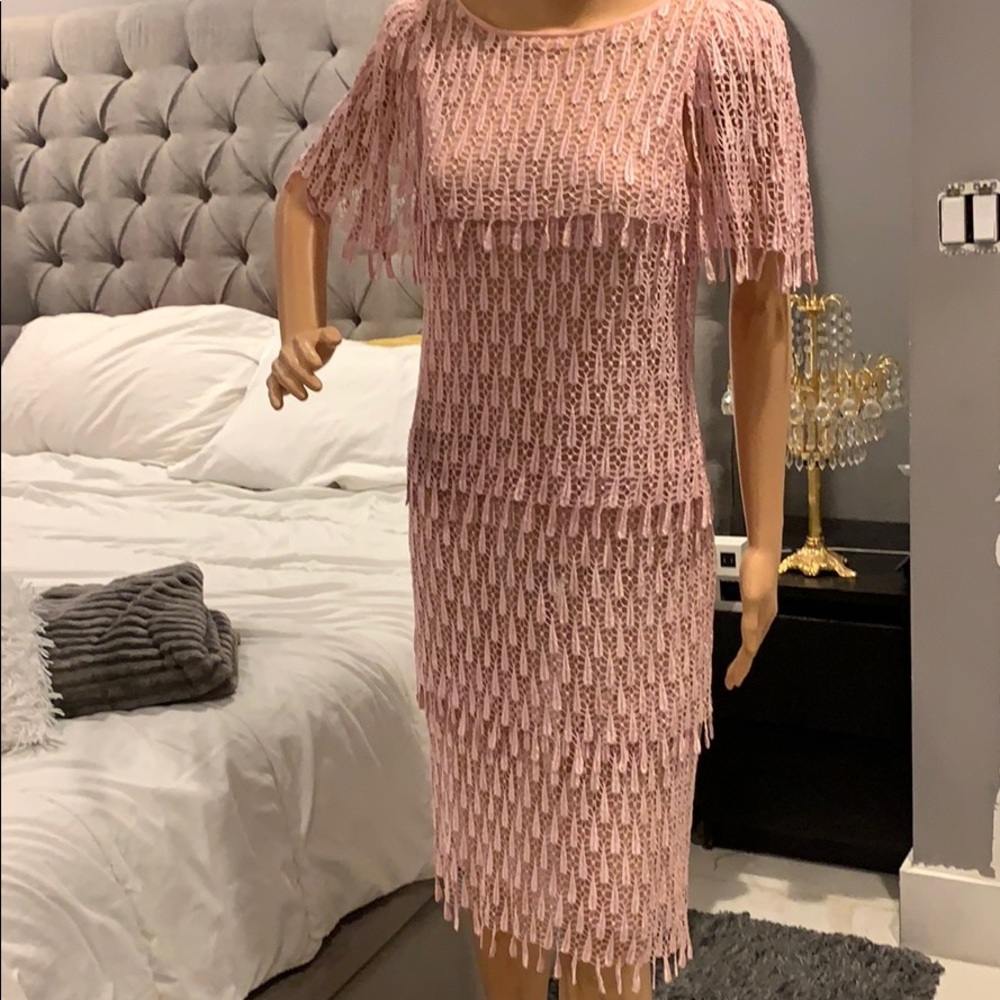 Lace pink dress